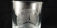 Гравировка на стеклянном стакане - Mercedes